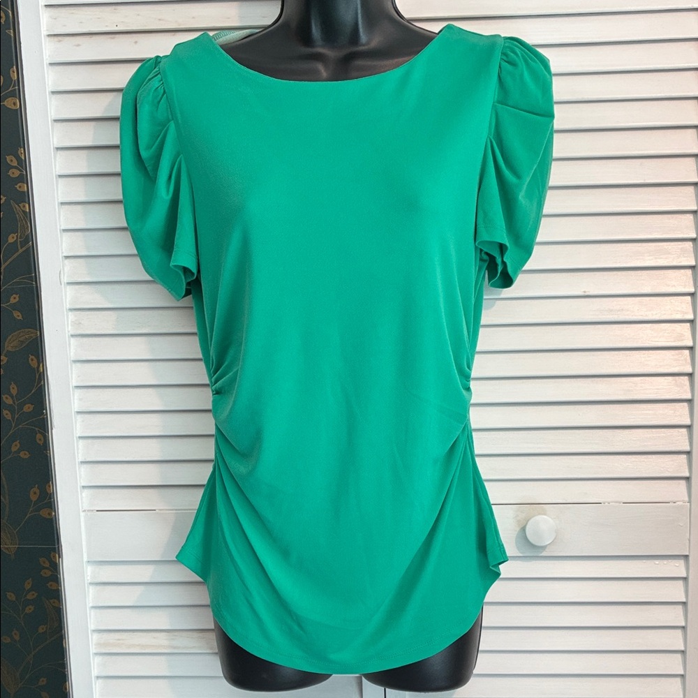 Crown & Ivy Vibrant Green Blouse